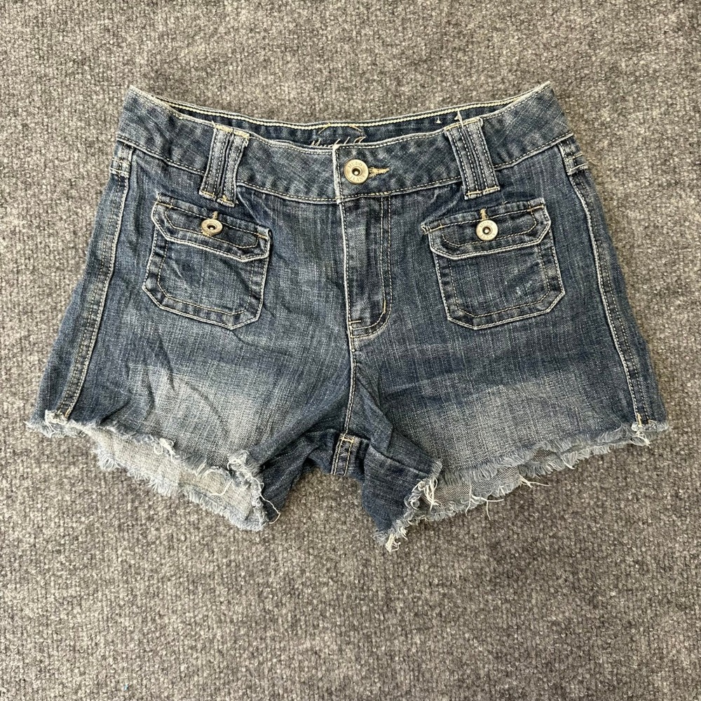 Mudd Denim Shorts Womens Size 3 Dark Wash Raw Hem Frayed Utility Pockets Casual